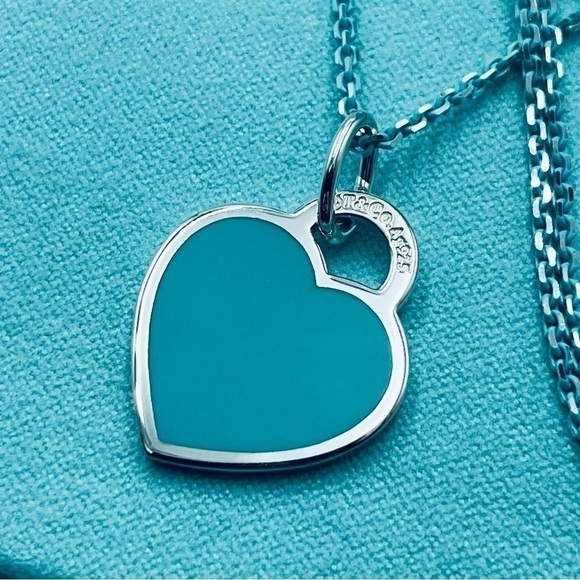 Tiffany & Co Blue Enamel Heart Tag 30” Sparkle Chain PACKAGING - Picture 3 of 11